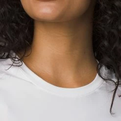 prAna Edge Wave Short Sleeve Sun Top Women's -Prana Online Store WHI D4 1